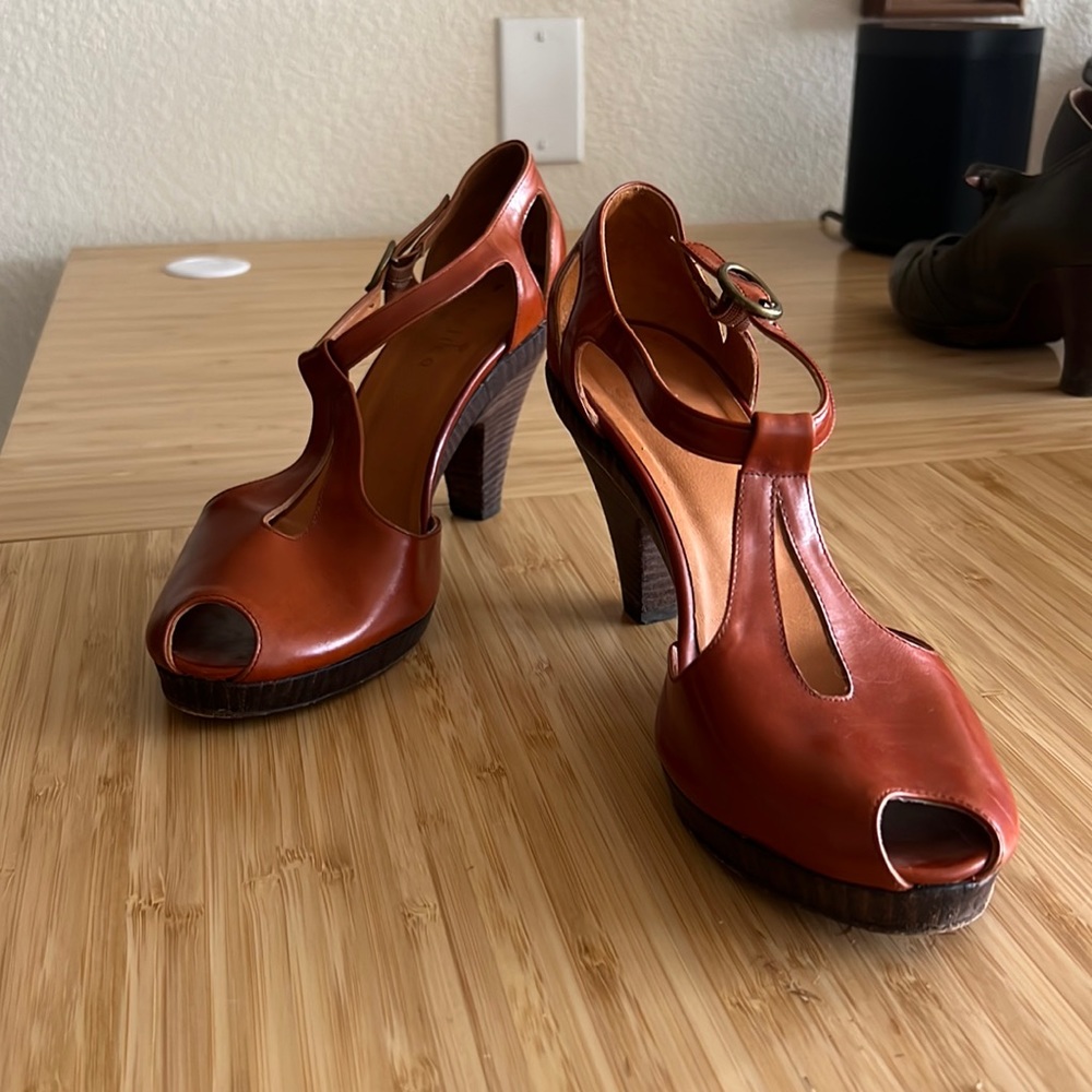 Coclico size 9 bohemian heels
